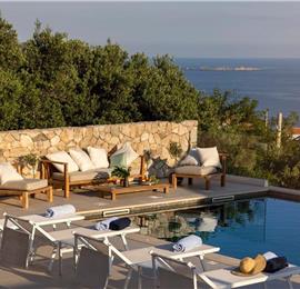4 Bedroom Villa with Pool and Sea Views in Orašac, near Dubrovnik, Sleeps 8
